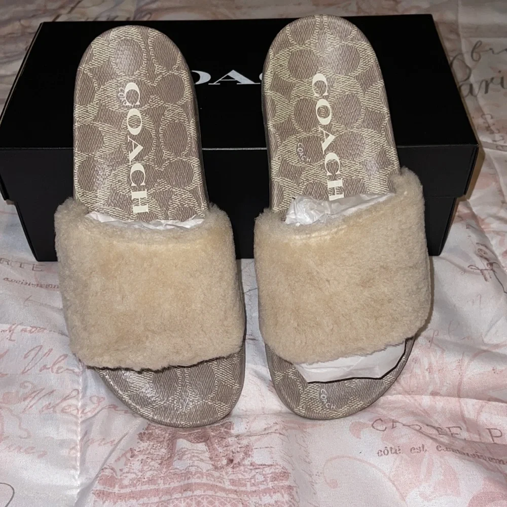 Coach Ulla Slide - Picture 4 of 5